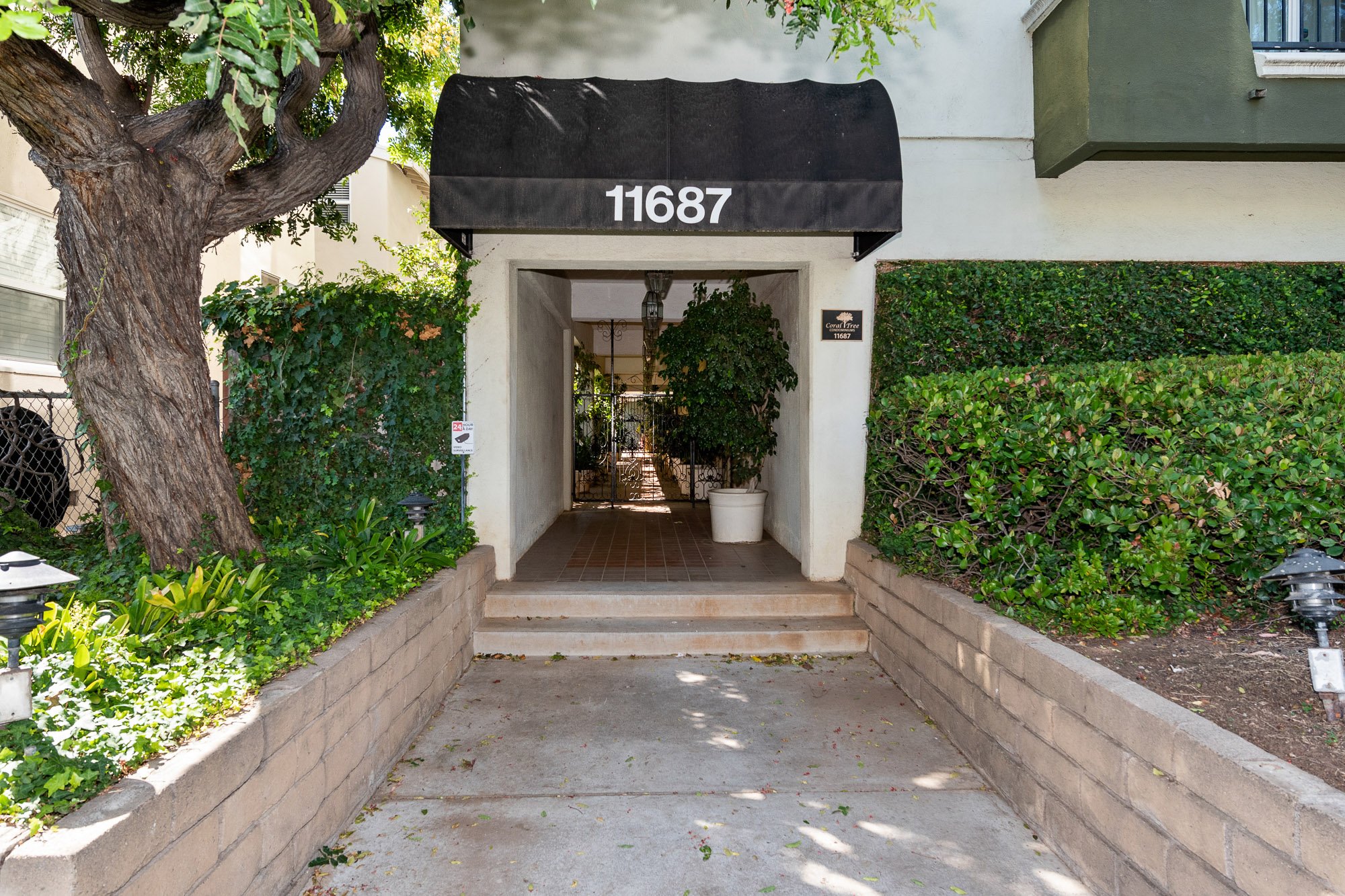 11687 Montana Ave #109, Brentwood, CA, 90049